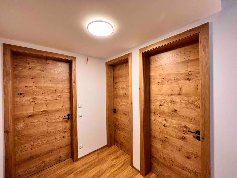 Ferienwohnung Viel Platz In Burghausen Fuer Freunde Und Familie Exterior foto