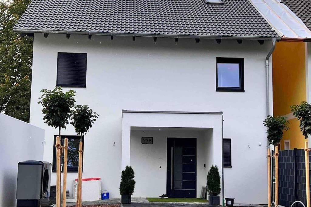 Ferienwohnung Viel Platz In Burghausen Fuer Freunde Und Familie Exterior foto